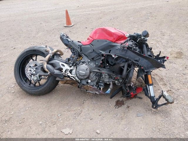 2025 DUCATI PANIGALE V2/V2 S