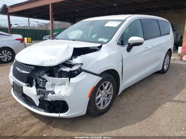 2023 CHRYSLER PACIFICA TOURING L 2