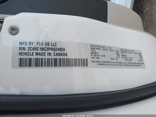 2023 CHRYSLER PACIFICA TOURING L 9
