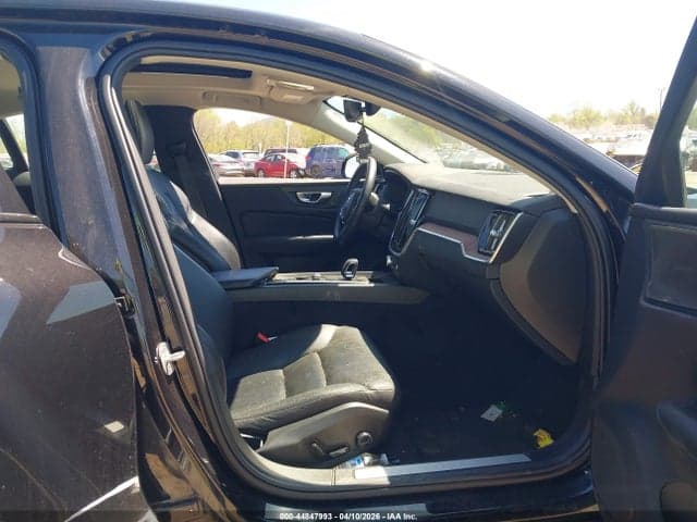 2024 VOLVO S60 B5 PLUS DARK THEME 5