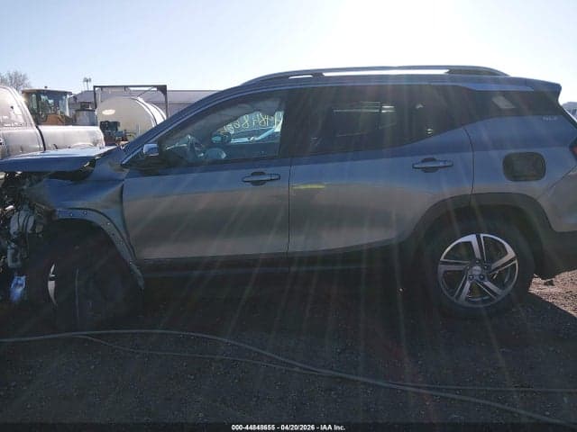 2018 GMC TERRAIN SLT 13