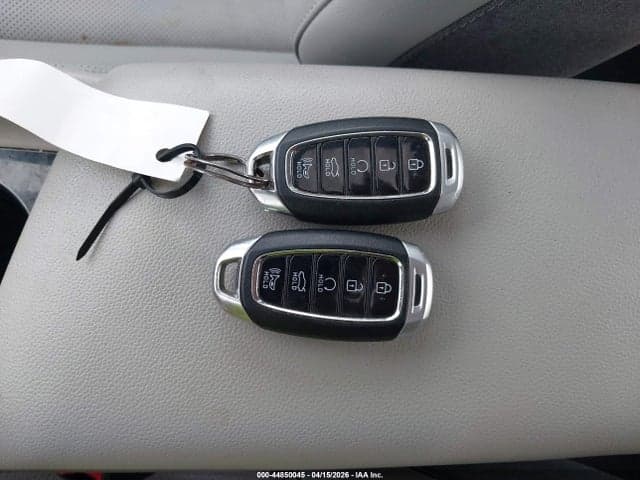 2022 HYUNDAI ELANTRA HYBRID LIMITED 11