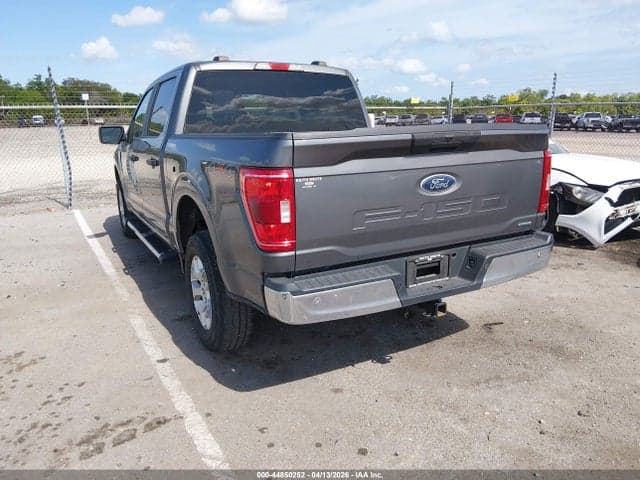 2023 FORD F-150 XLT 3