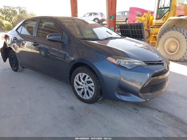 2019 TOYOTA COROLLA LE 1