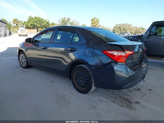 2019 TOYOTA COROLLA LE 3