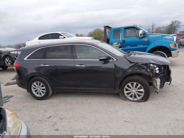 2017 KIA SORENTO 2.4L LX 14