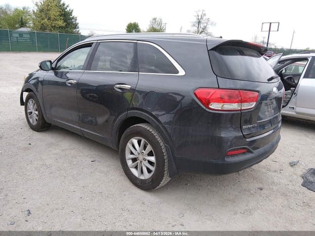 2017 KIA SORENTO 2.4L LX 3