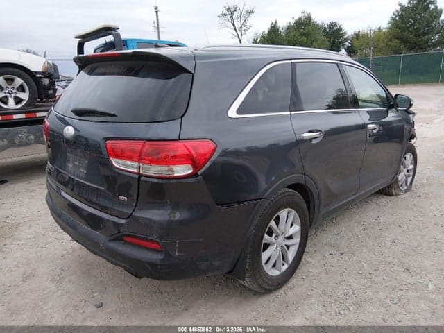 2017 KIA SORENTO 2.4L LX 4