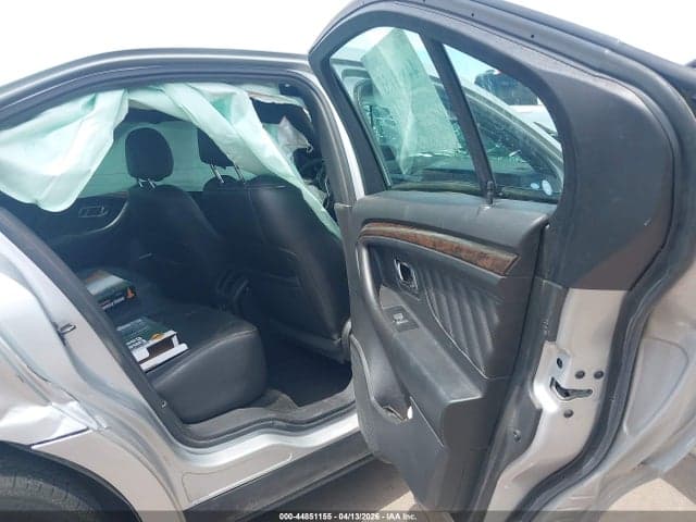 2016 FORD TAURUS LIMITED 8