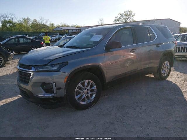 2023 CHEVROLET TRAVERSE FWD LS 2