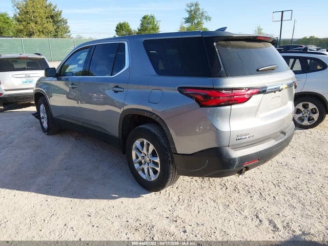 2023 CHEVROLET TRAVERSE FWD LS 3