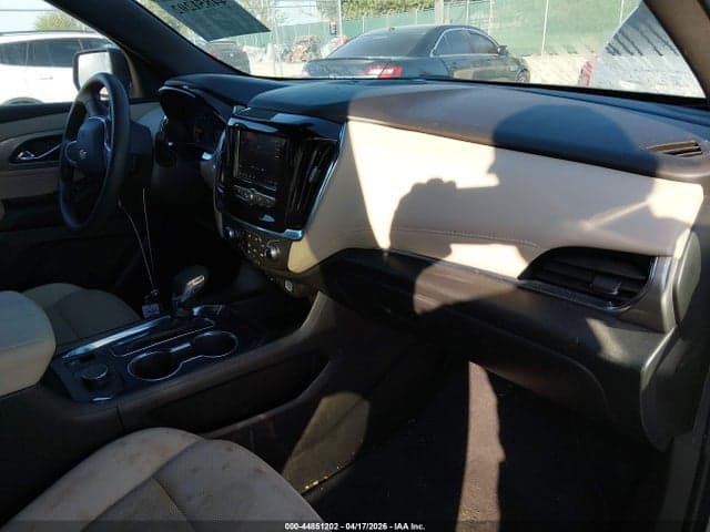 2023 CHEVROLET TRAVERSE FWD LS 5