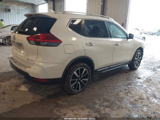 2017 NISSAN ROGUE SL 4
