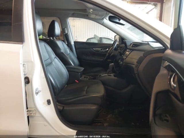 2017 NISSAN ROGUE SL 5