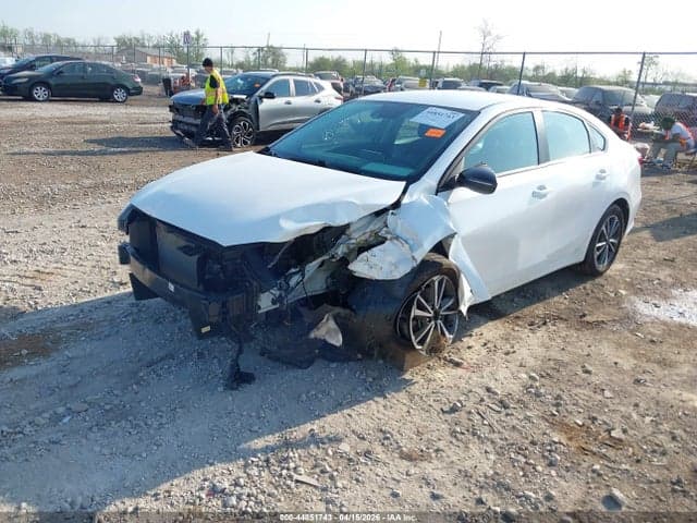 2024 KIA FORTE LXS 2