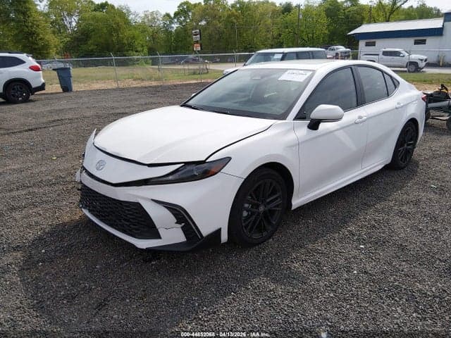 2025 TOYOTA CAMRY SE 2