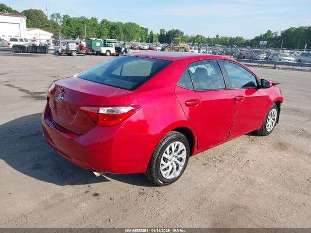 2017 TOYOTA COROLLA LE 4