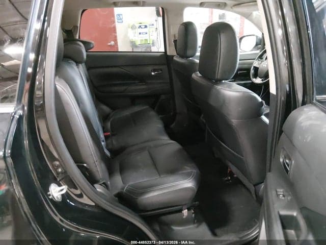 2019 MITSUBISHI OUTLANDER GT 8