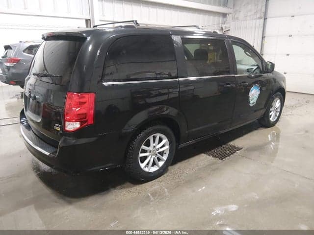 2019 DODGE GRAND CARAVAN SXT 4