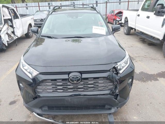 2019 TOYOTA RAV4 LIMITED 12