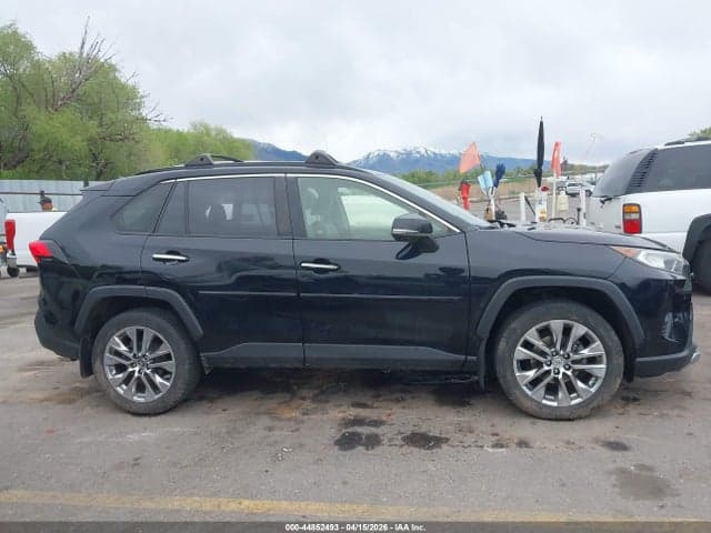 2019 TOYOTA RAV4 LIMITED 13
