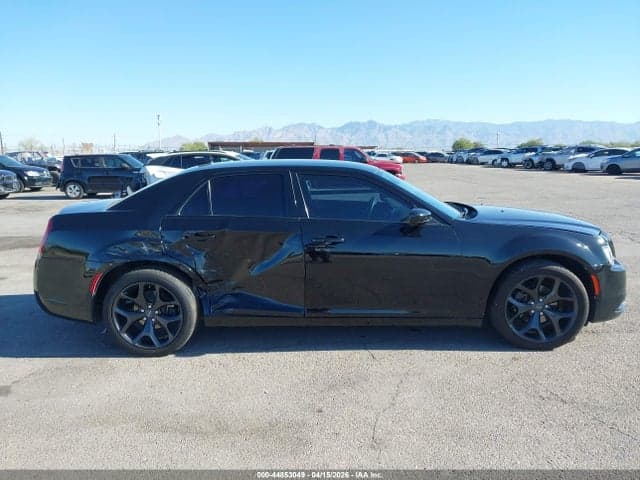 2021 CHRYSLER 300 TOURING 13