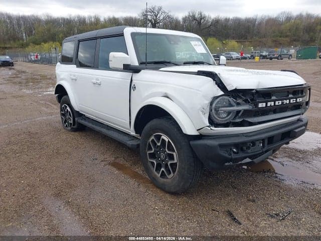 2023 FORD BRONCO OUTER BANKS - 1