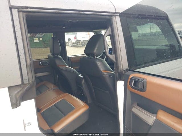 2023 FORD BRONCO OUTER BANKS 8