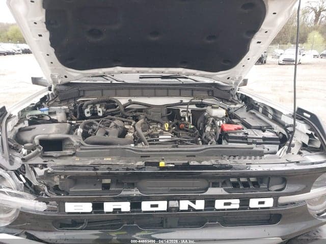 2023 FORD BRONCO OUTER BANKS 10