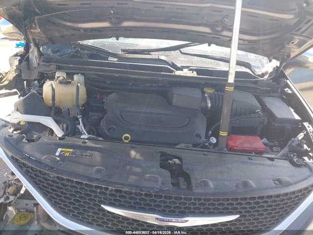 2020 CHRYSLER PACIFICA LIMITED 10