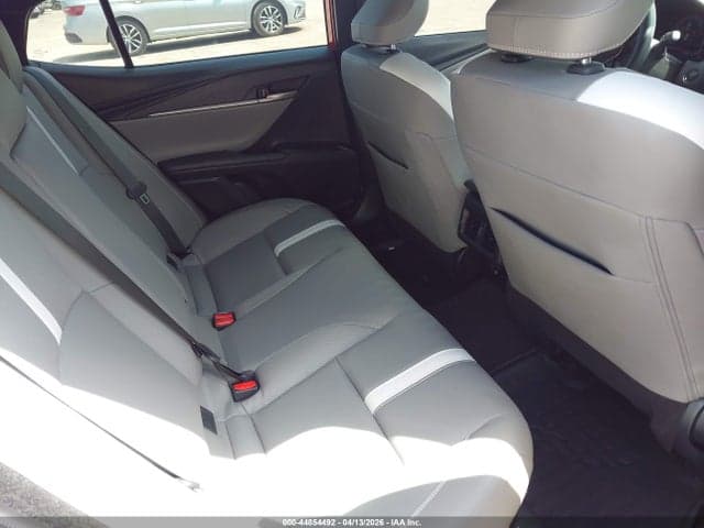 2025 TOYOTA CAMRY SE 8