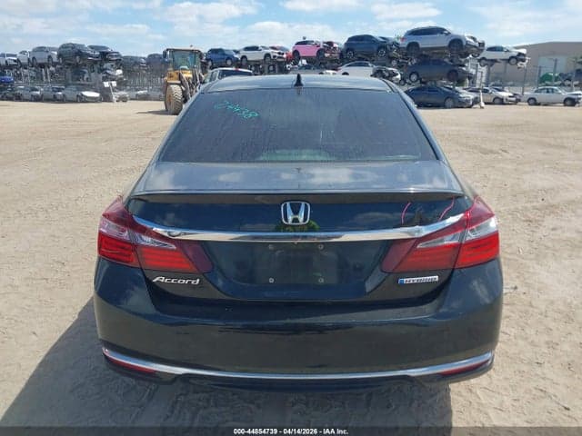 2017 HONDA ACCORD HYBRID EX-L 16