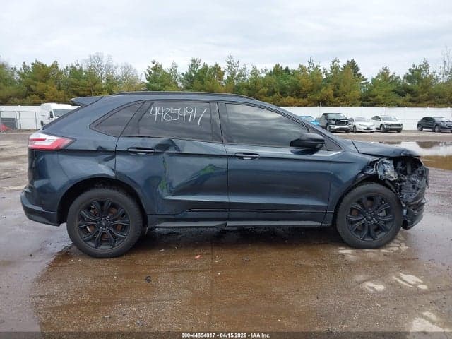 2022 FORD EDGE SE 13