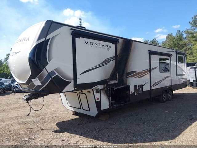 2020 MONTANA MONTANA 6
