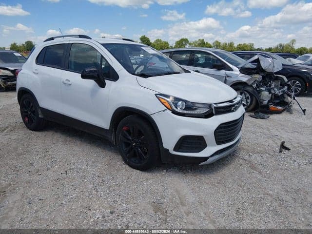 2020 CHEVROLET TRAX FWD LT - 1