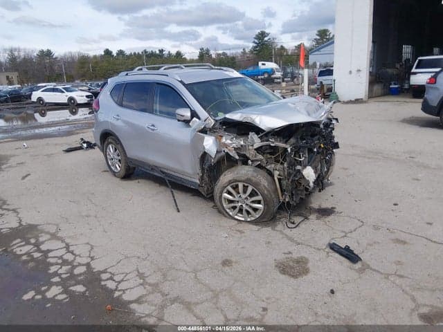 2017 NISSAN ROGUE SV