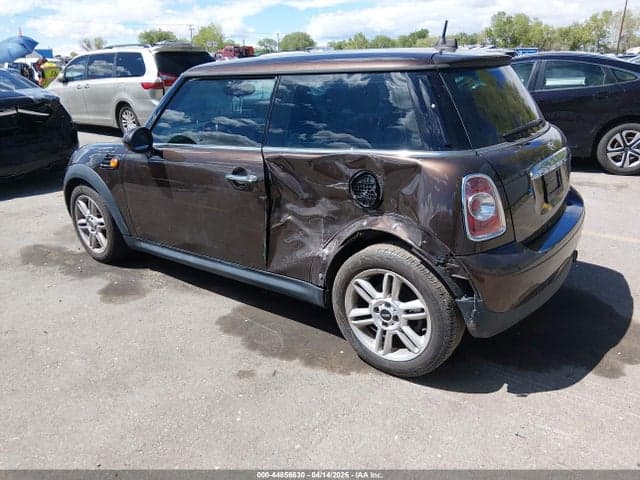 2011 MINI COOPER 3