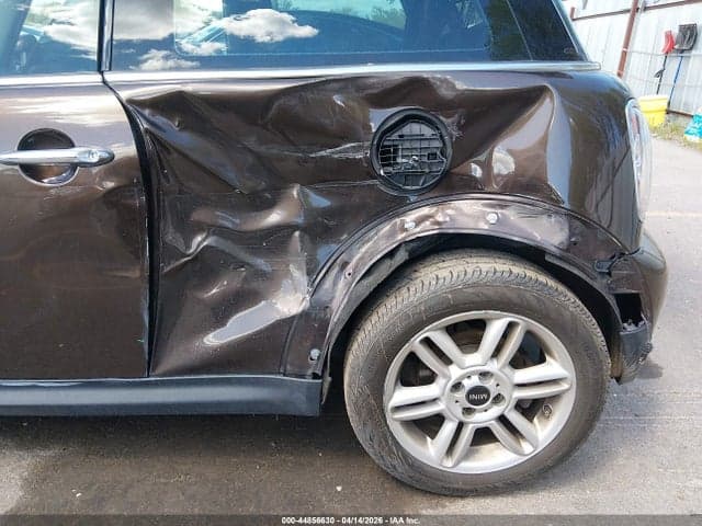 2011 MINI COOPER 6