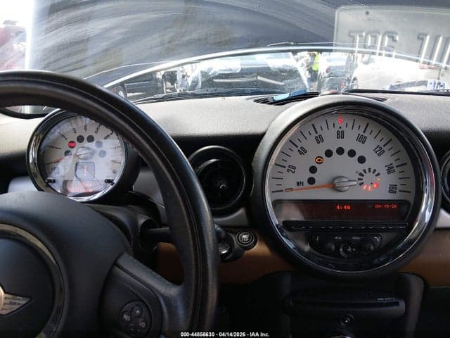 2011 MINI COOPER 7