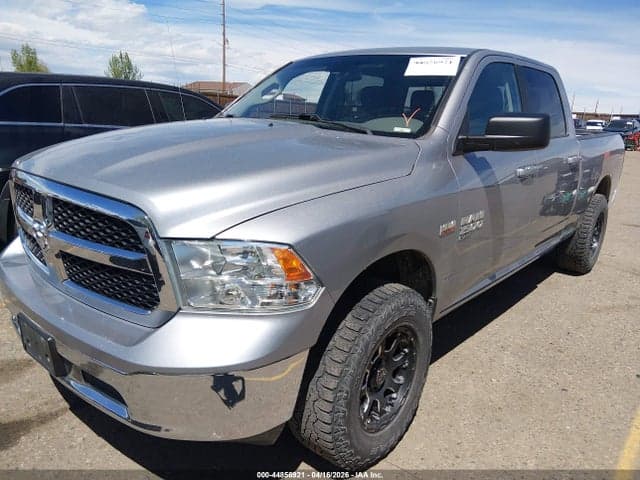 2020 RAM 1500 CLASSIC SLT 4X4 6'4 BOX 2