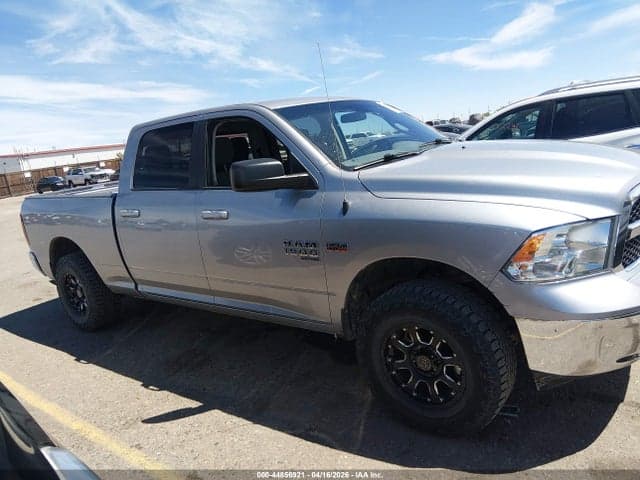 2020 RAM 1500 CLASSIC SLT 4X4 6'4 BOX 13