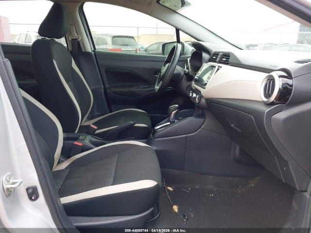 2021 NISSAN VERSA SV XTRONIC CVT 5