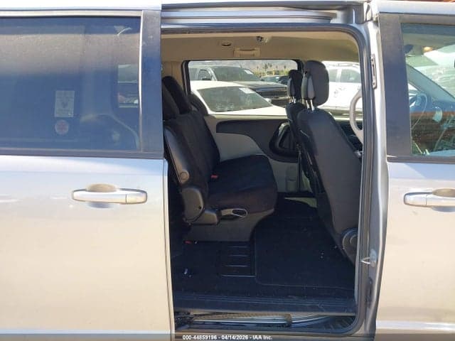 2018 DODGE GRAND CARAVAN SE 8