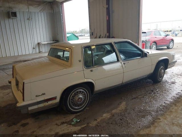 1986 CADILLAC DEVILLE FLEETWOOD 4
