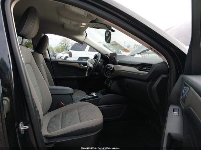 2021 FORD ESCAPE SE 5