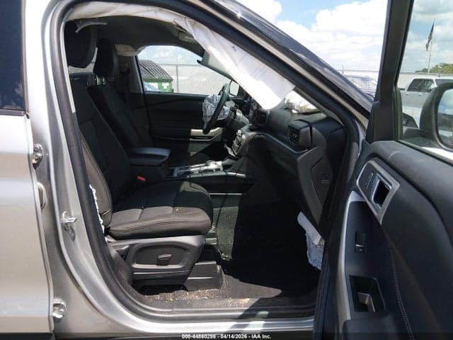 2022 FORD EXPLORER XLT 5