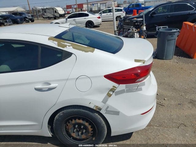 2017 HYUNDAI ELANTRA SE 13