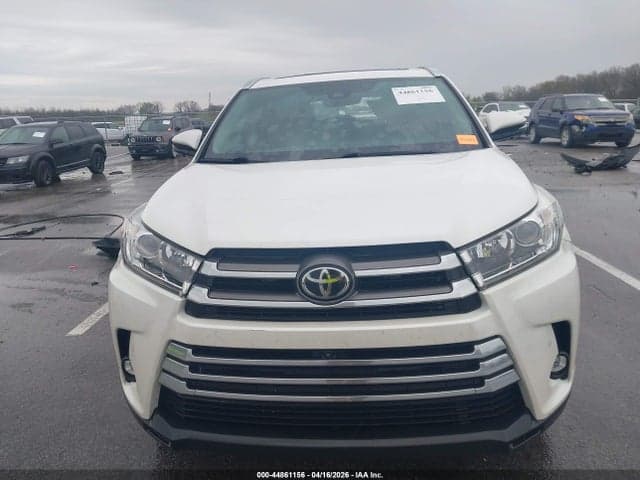 2019 TOYOTA HIGHLANDER LIMITED PLATINUM 11