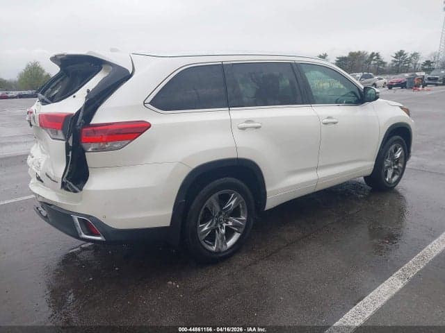 2019 TOYOTA HIGHLANDER LIMITED PLATINUM 4