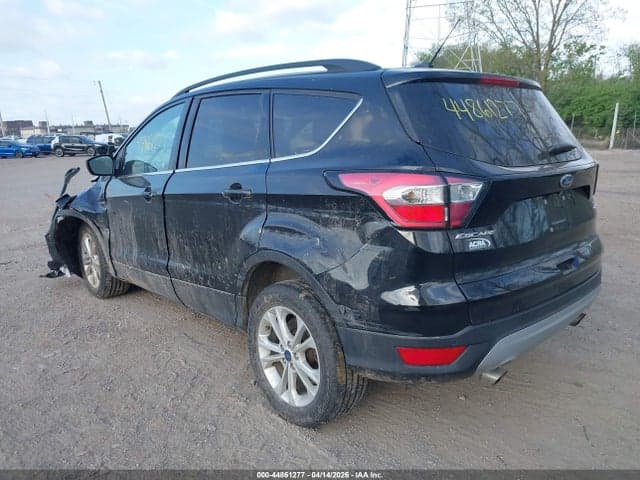 2017 FORD ESCAPE SE 3